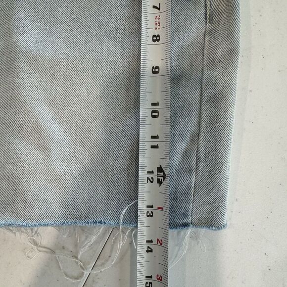 NWT Blank NYC The Fulton Roll Up Denim Shorts Size 30 Womens - Picture 7 of 8